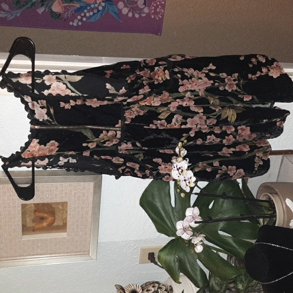 Gorgeous cherry blossom burno out velvet boho womens top size M 😍🌸😁 - Picture 4 of 6